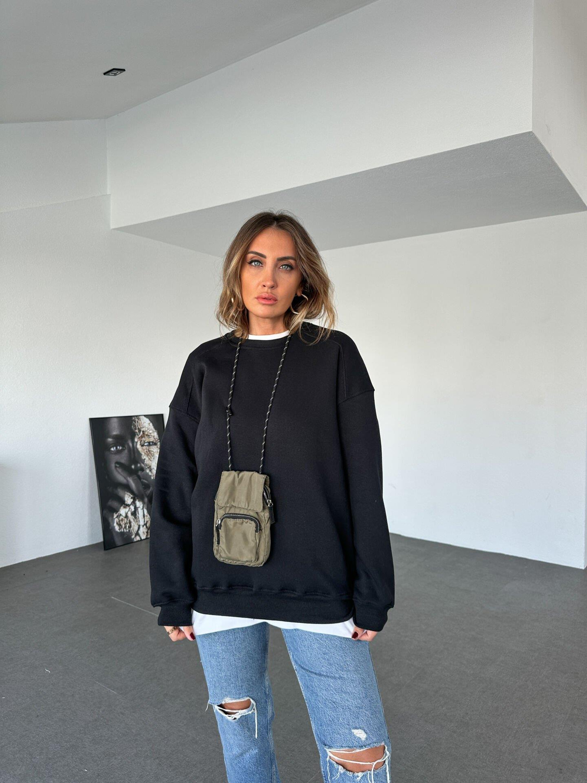 Siyah Basic Bisiklet Yaka Sweatshirt