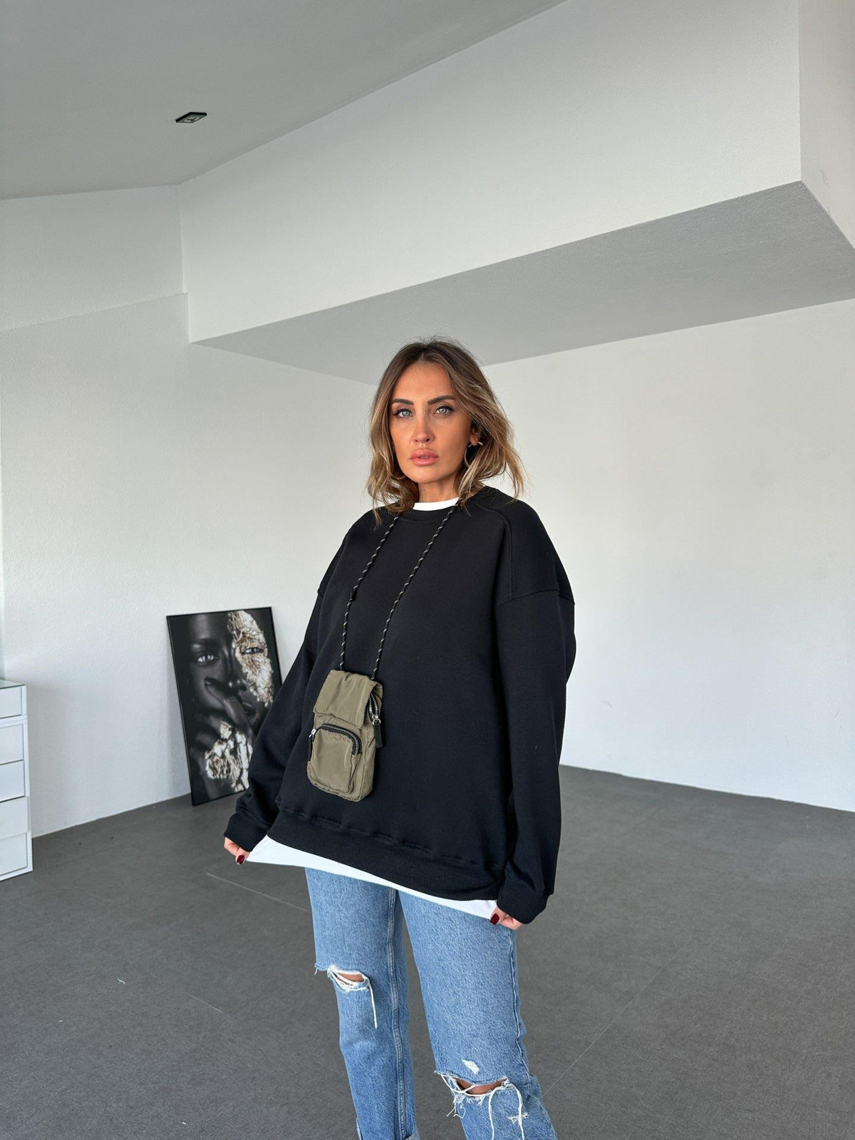 Siyah Basic Bisiklet Yaka Sweatshirt