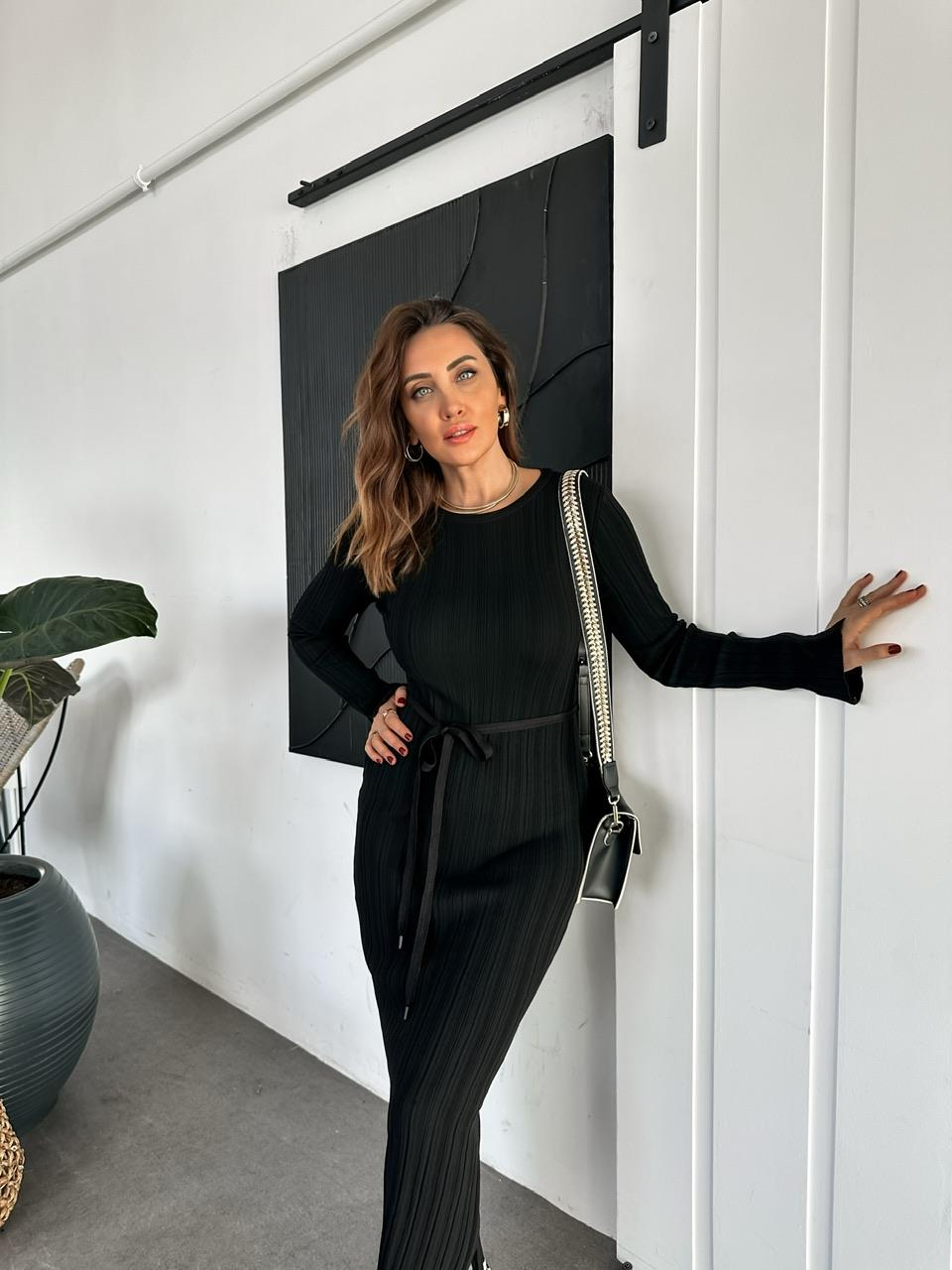 Siyah Beli İpli Orijinal Triko Elbise