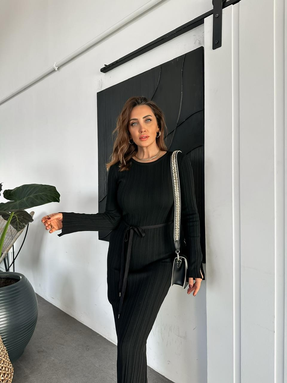 Siyah Beli İpli Orijinal Triko Elbise