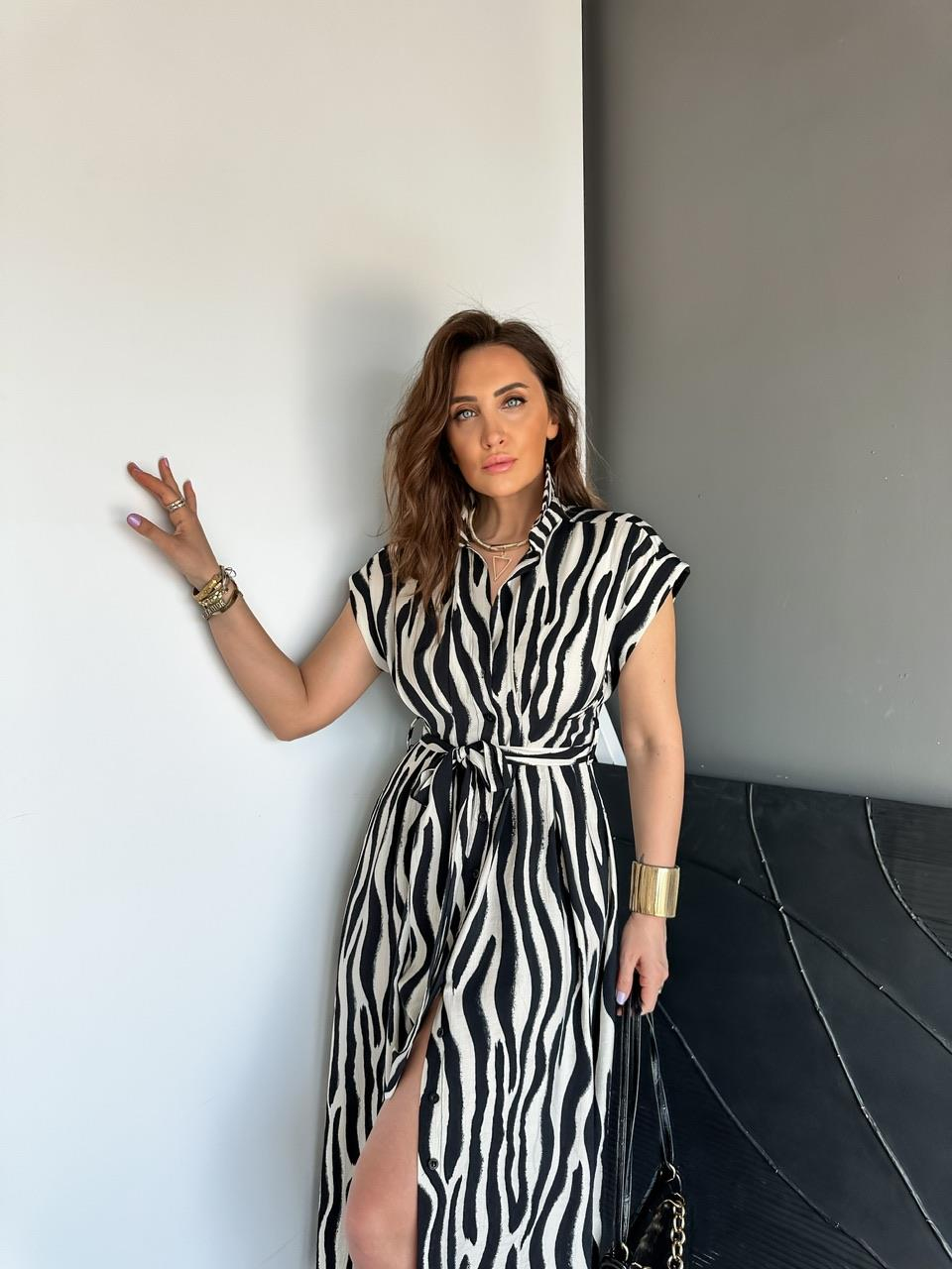 Siyah Beli Pensli Zebra Elbise