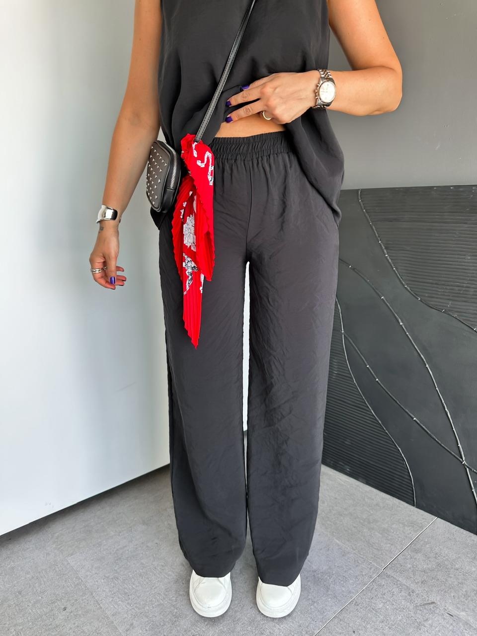 Siyah Bluz Pantolon Soft Takım