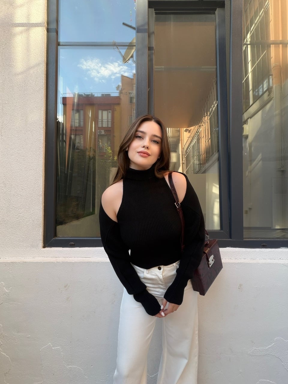Siyah Bolerolu Balıkçı Yaka Triko Bluz