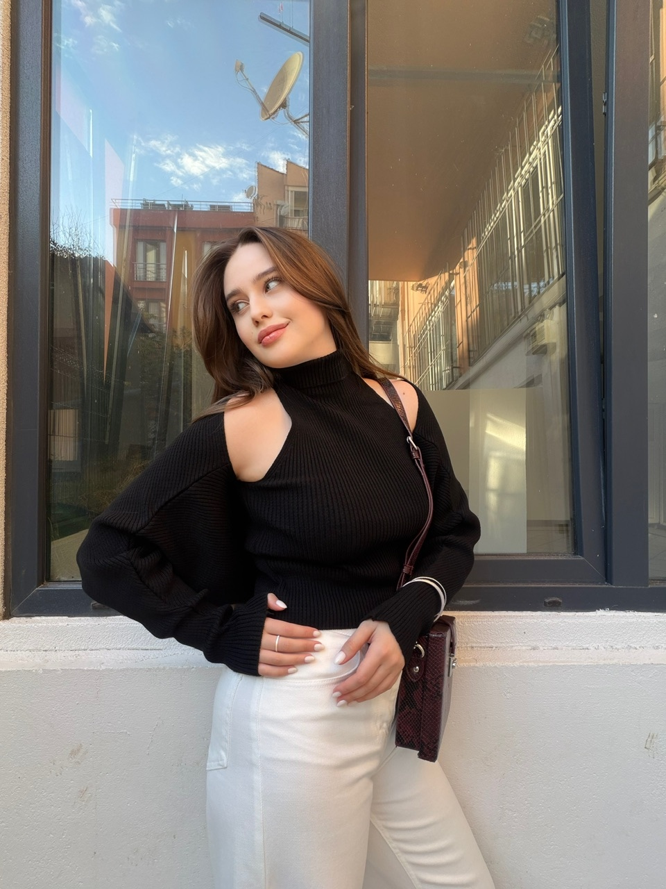 Siyah Bolerolu Balıkçı Yaka Triko Bluz