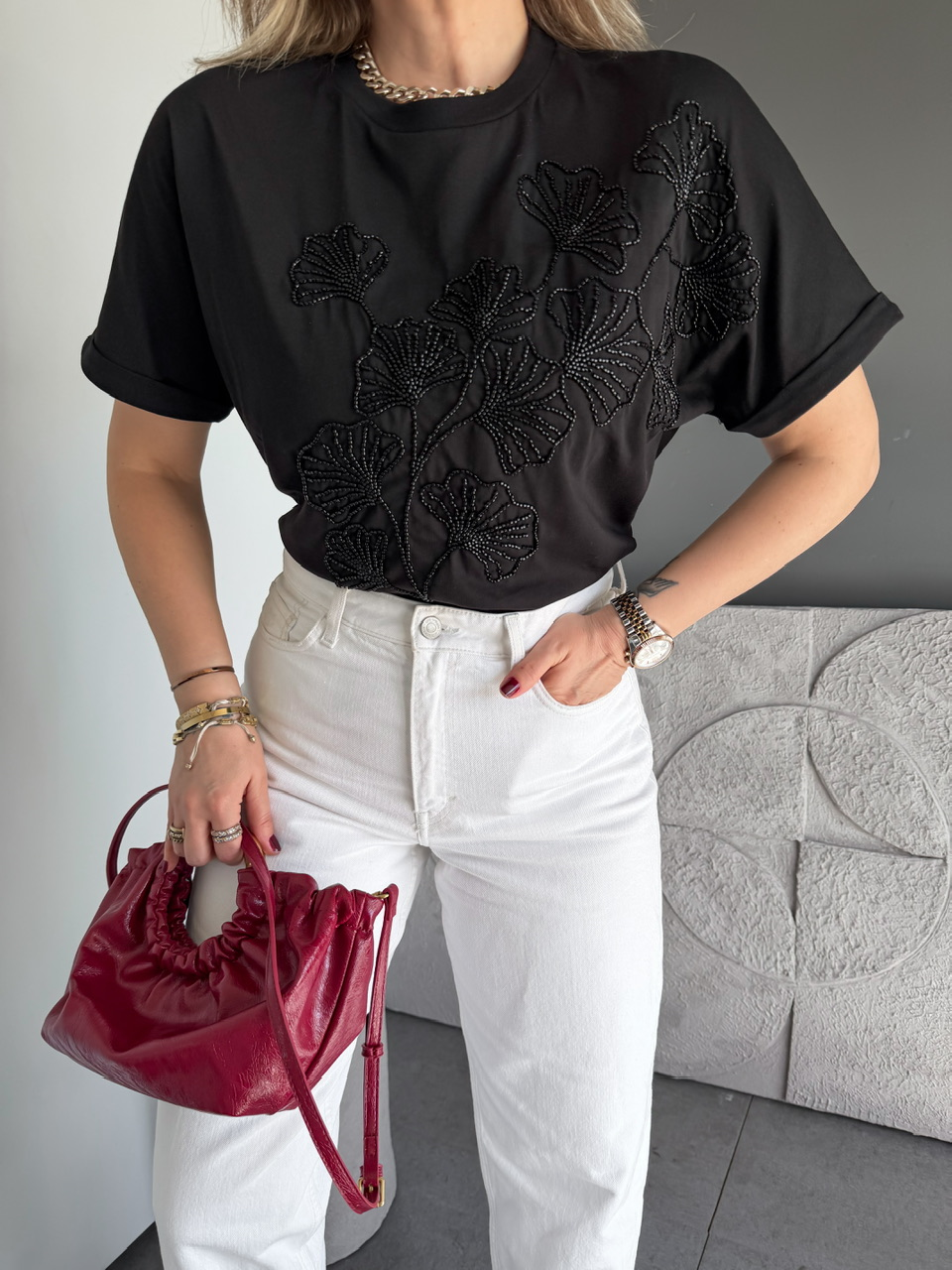 Siyah Boncuk İşlemeli Cotton Tshirt