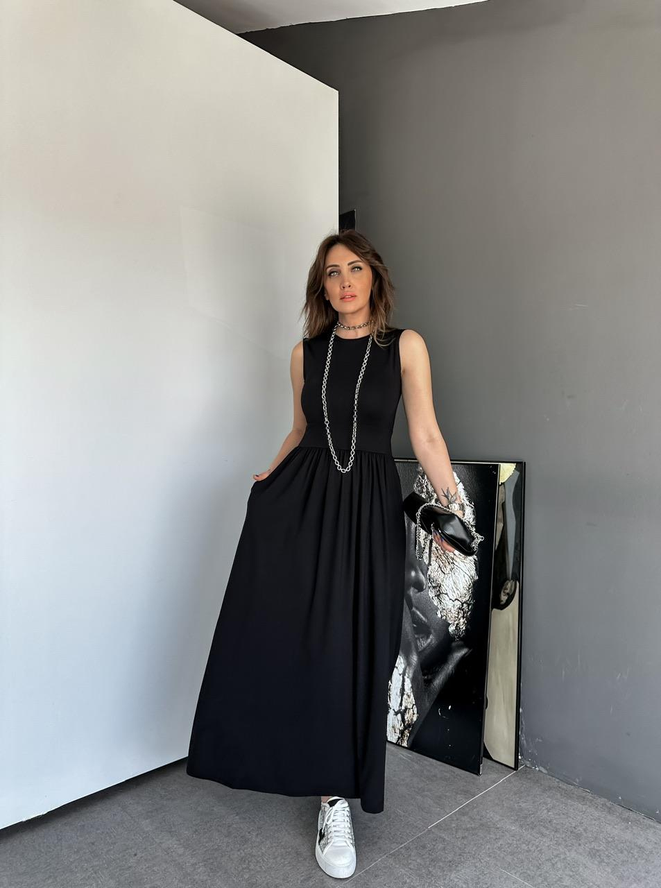 Siyah Cepli Modal Maxi Elbise