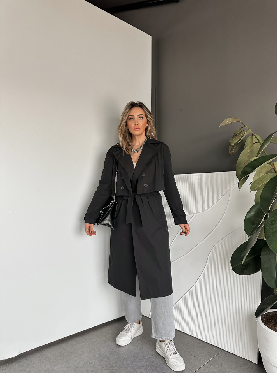 Siyah Çift Parçalı Tasarım Kuşaklı Trençkot