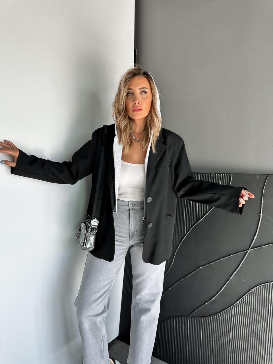 Siyah Çıkarılabilir Sweat Parçalı Blazer Ceket