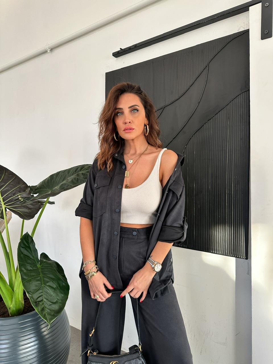 Siyah Çıtçıt Detaylı Premium Takım
