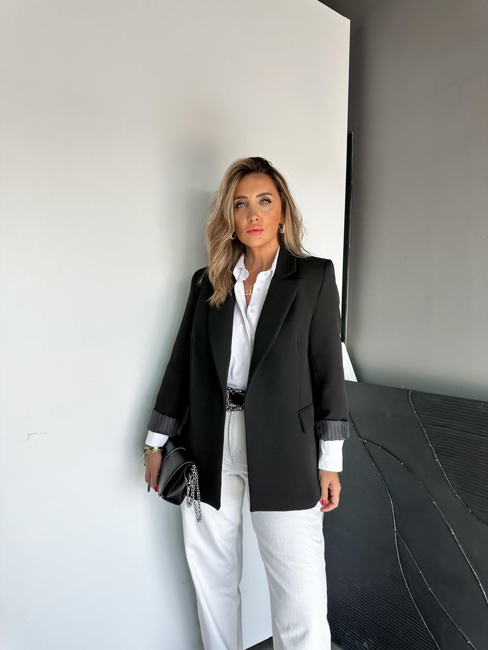 Siyah Çizgili Astarlı Premium Ceket