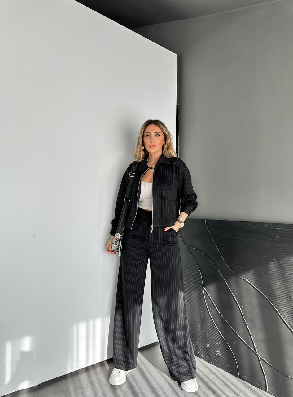 Siyah Çizgili Ceketi Fermuarlı Takım