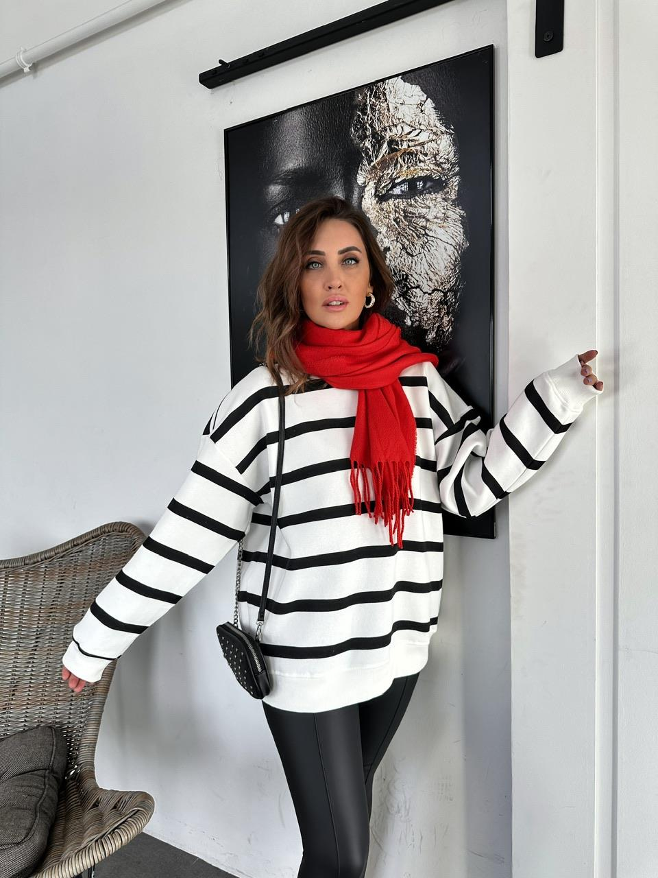 Siyah Çizgili Oversize Sweatshirt