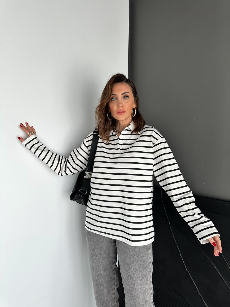 Siyah Çizgili Polo Yaka Sweatshirt