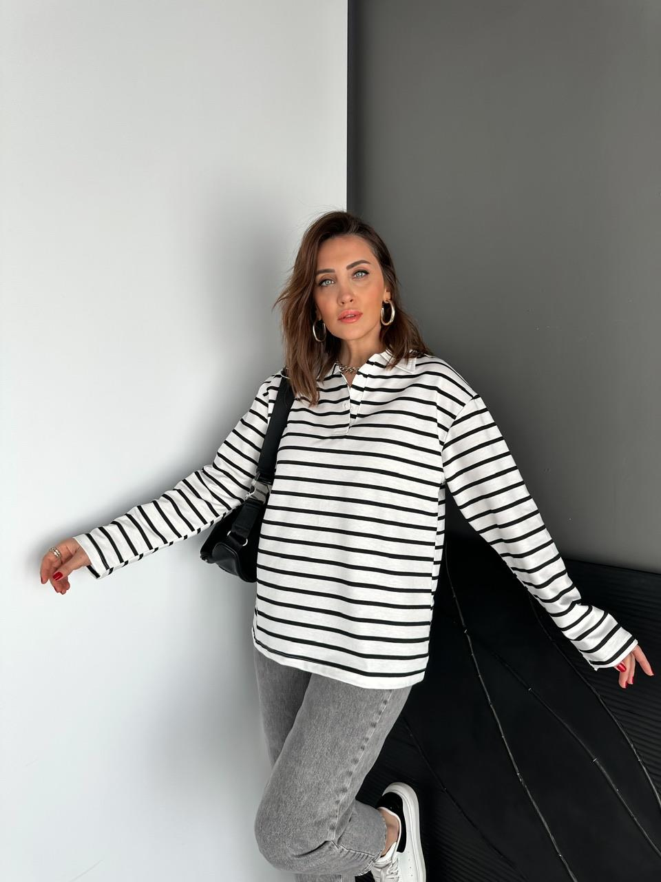 Siyah Çizgili Polo Yaka Sweatshirt