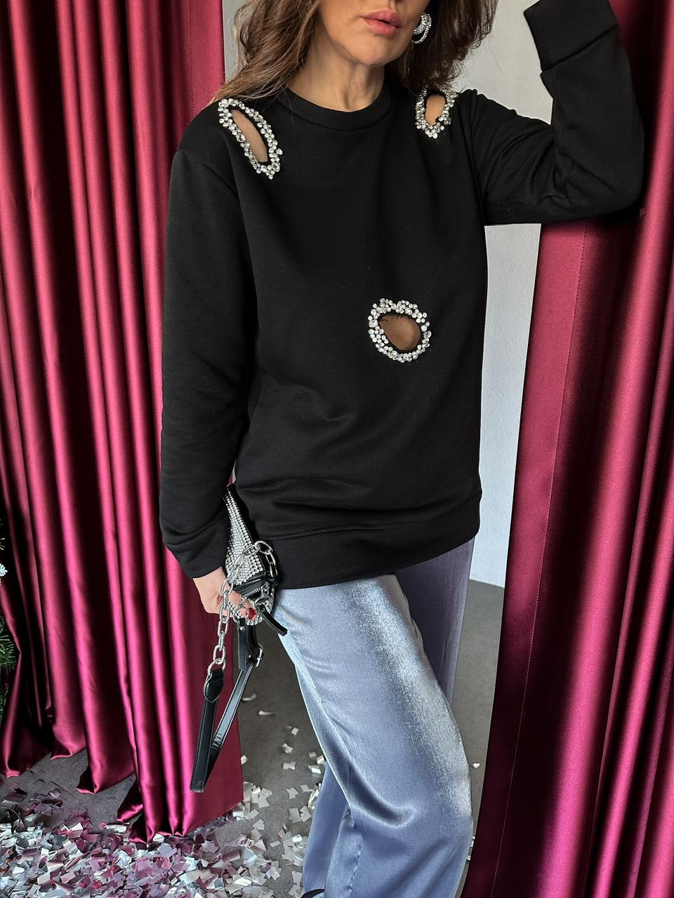 Siyah Damla Taşlı Dekolteli Sweatshirt