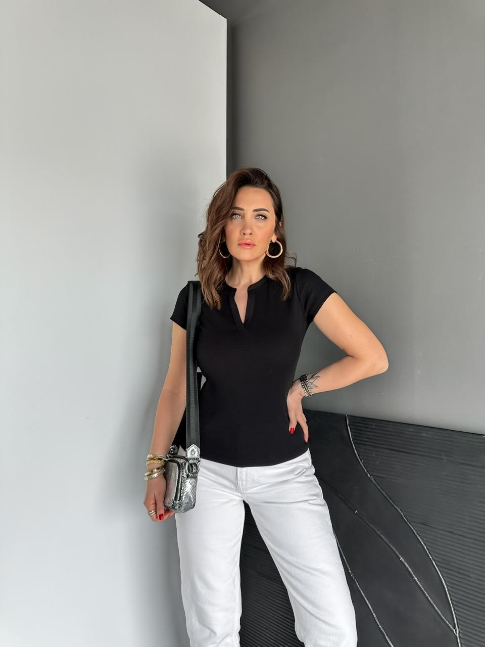 Siyah Damla Yaka Cotton Tshirt