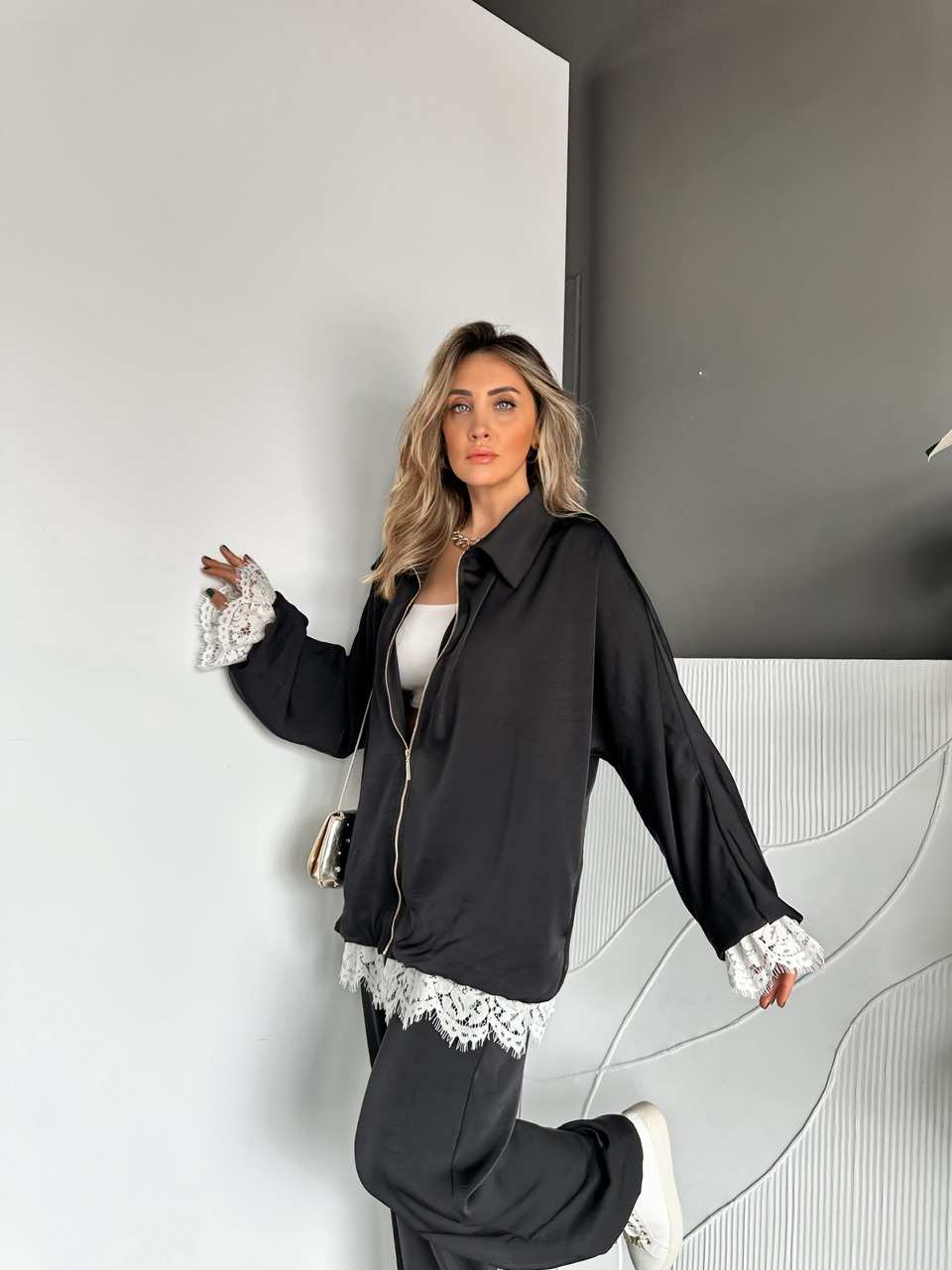 Siyah Dantelli Şalvar Takım