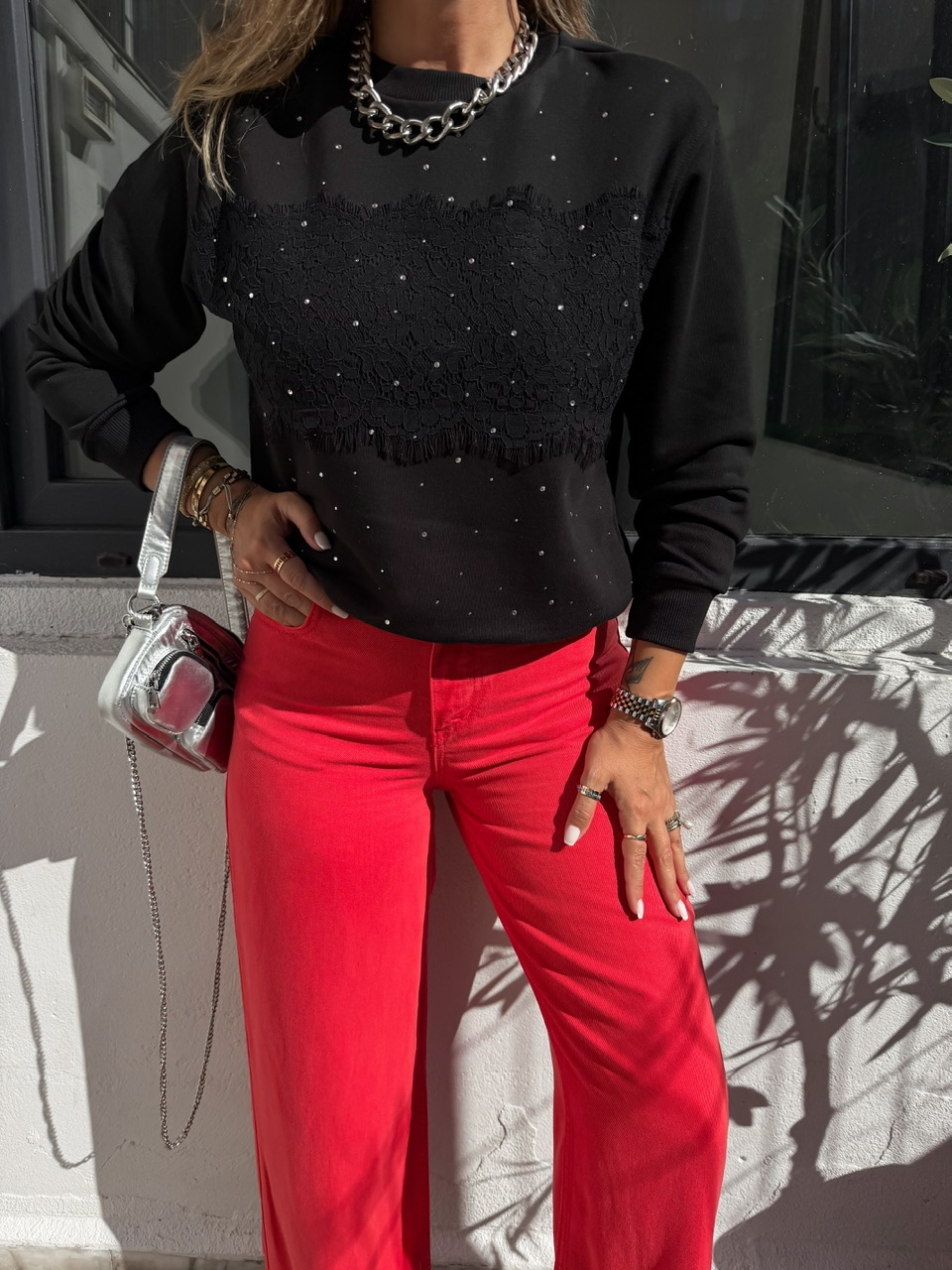 Siyah Dantelli Taşlı Sweatshirt