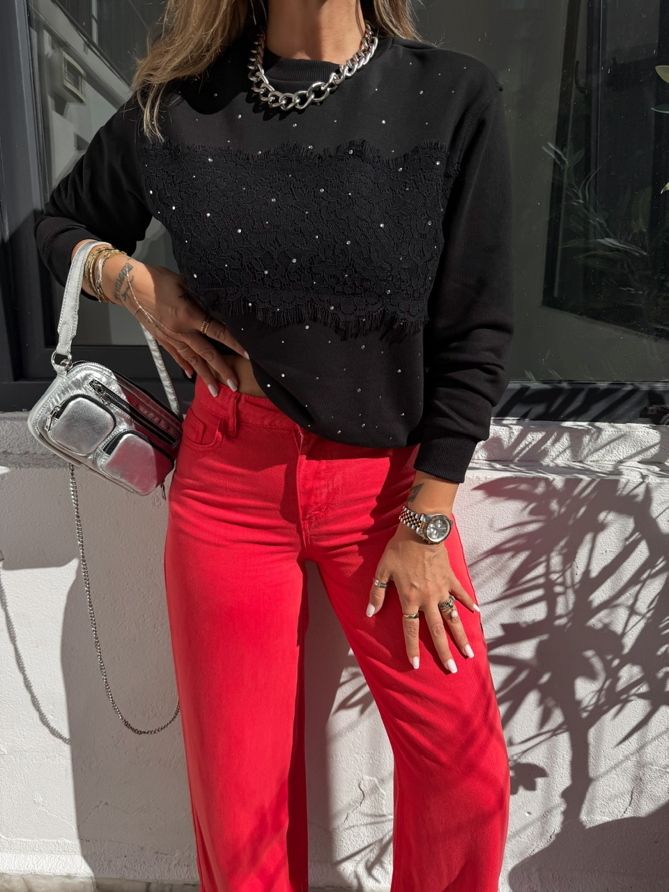 Siyah Dantelli Taşlı Sweatshirt