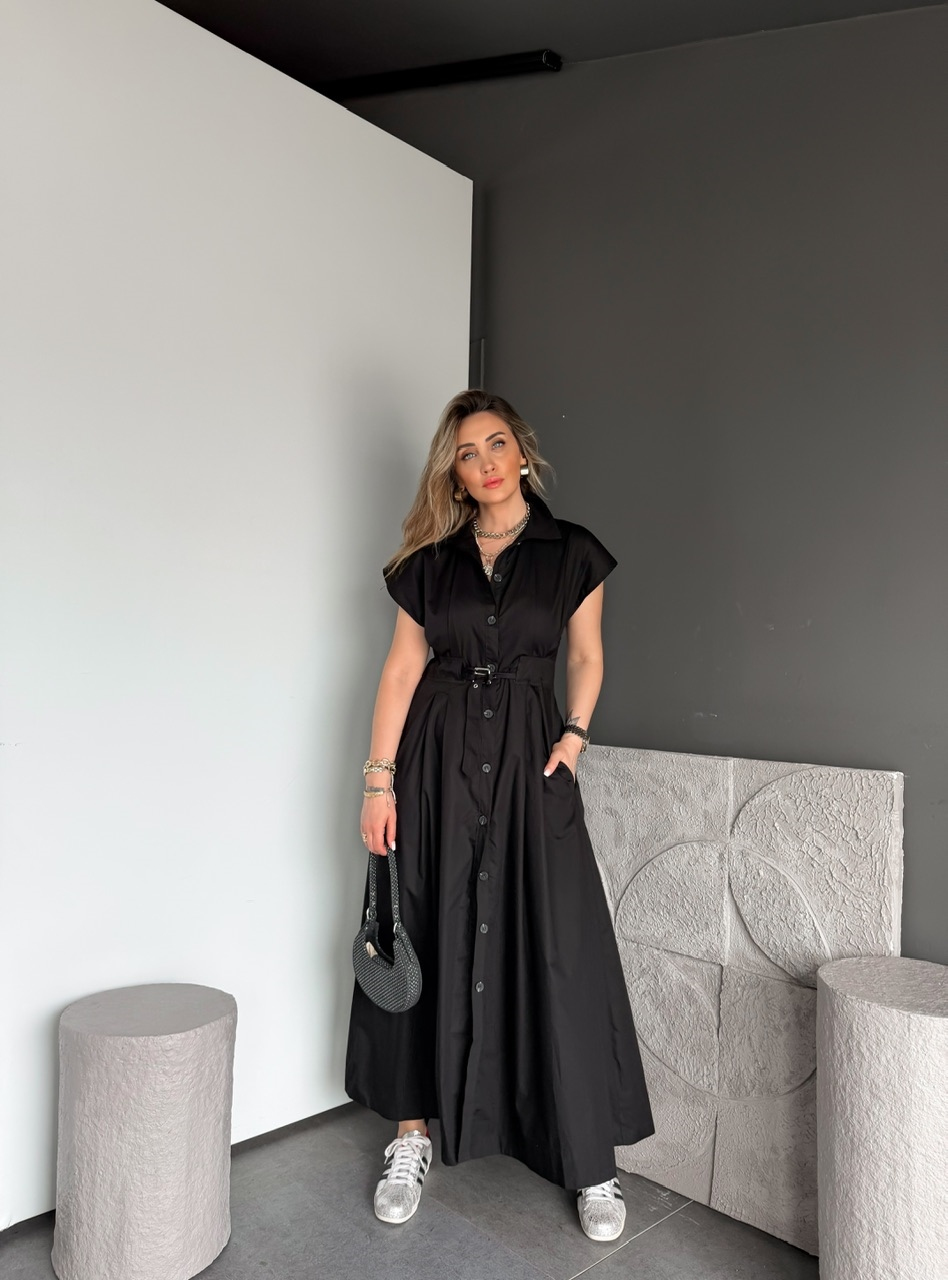Siyah Düğmeli Beli Kemerli Poplin Elbise