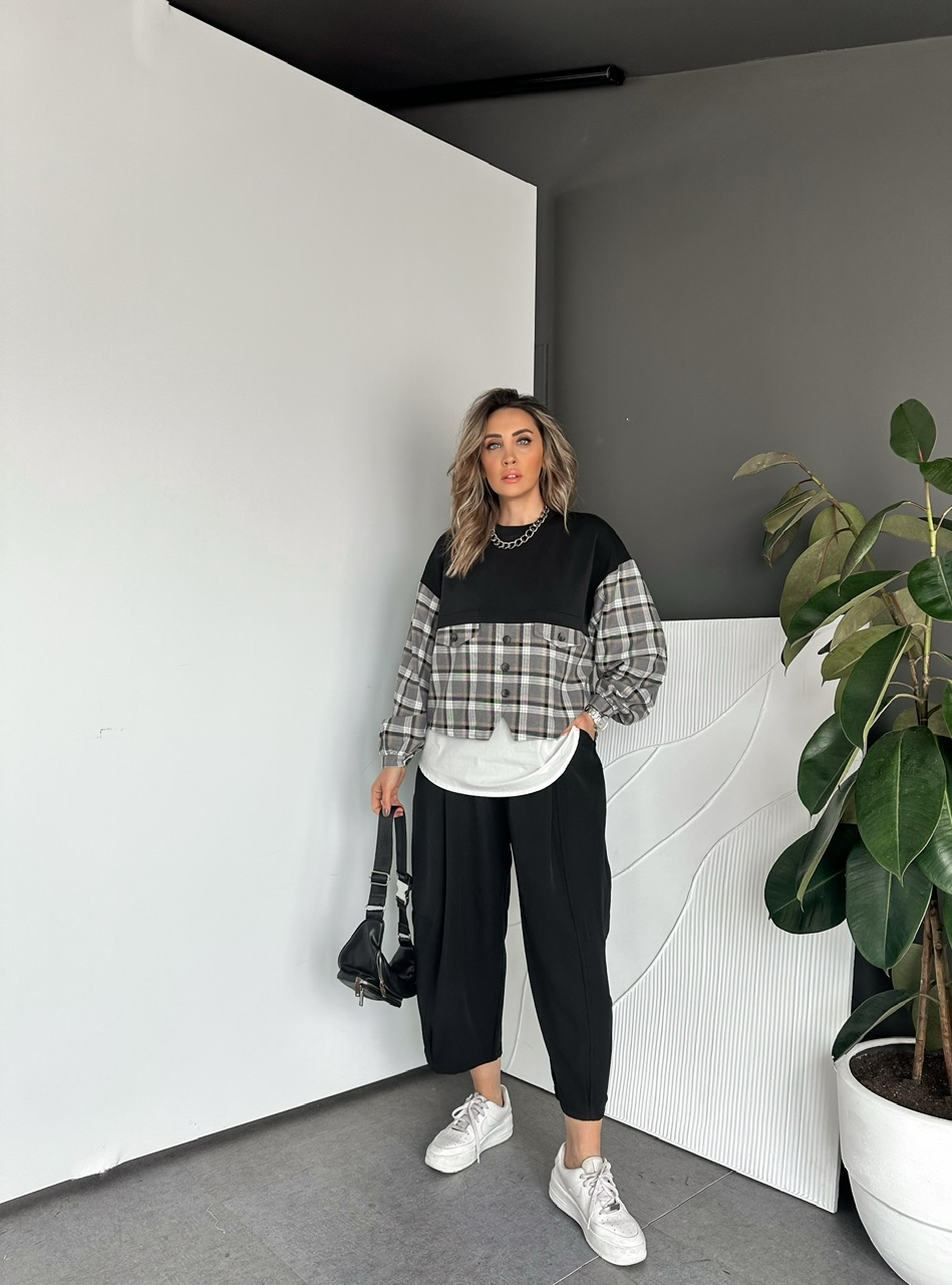 Siyah Ekose Gömlek Detaylı Sweatshirt