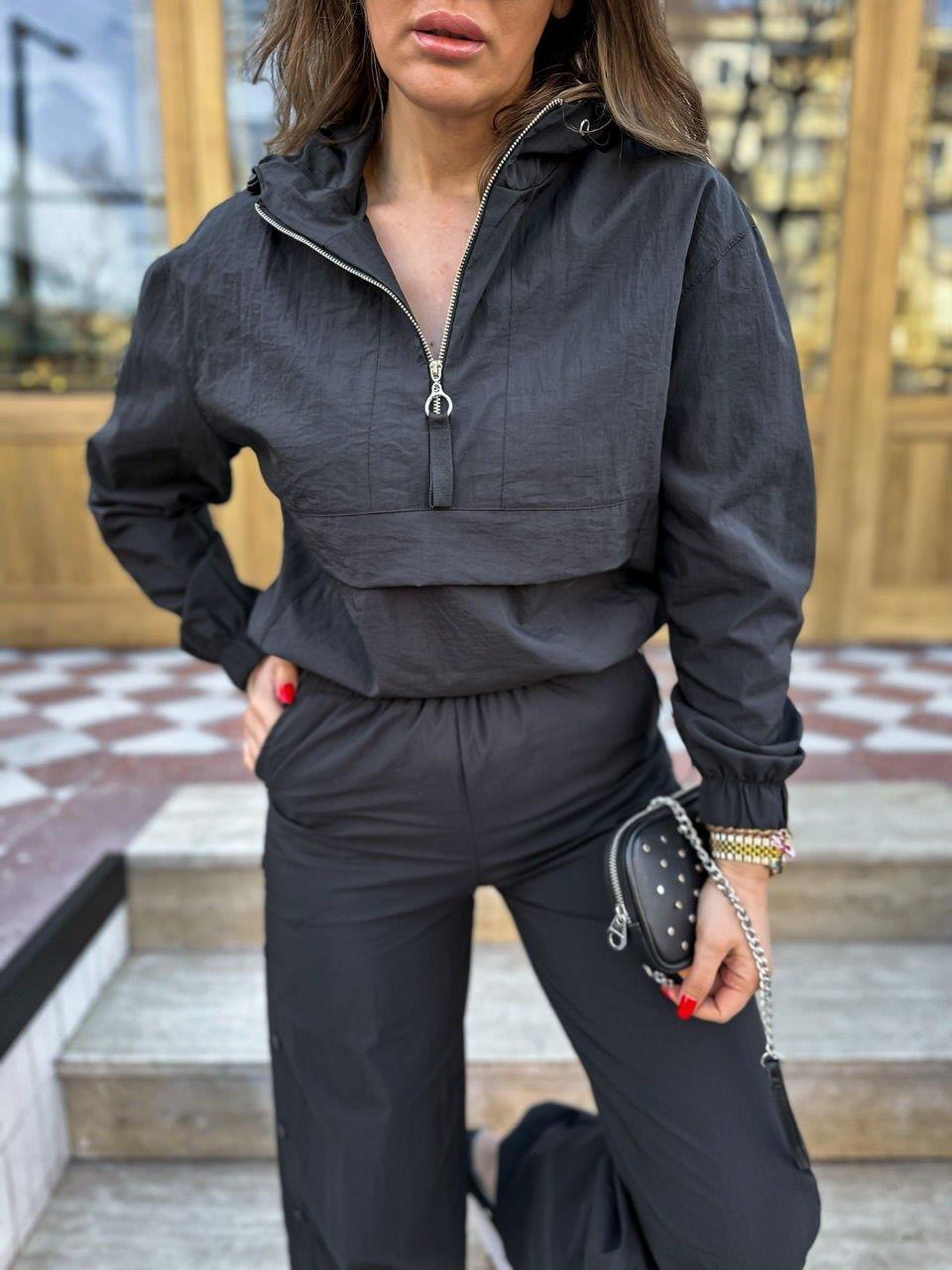 Siyah Fermuarlı Paraşüt Sweatshirt