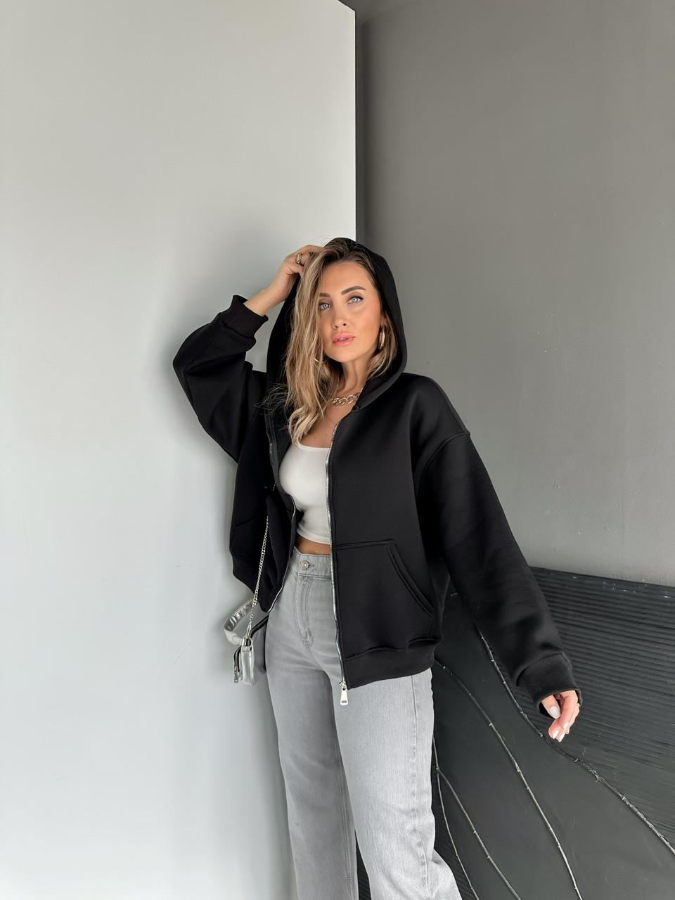 Siyah Fermuarlı Şardonlu Sweatshirt
