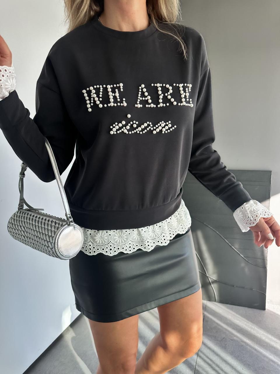 Siyah Fistolu İcon Sweatshirt