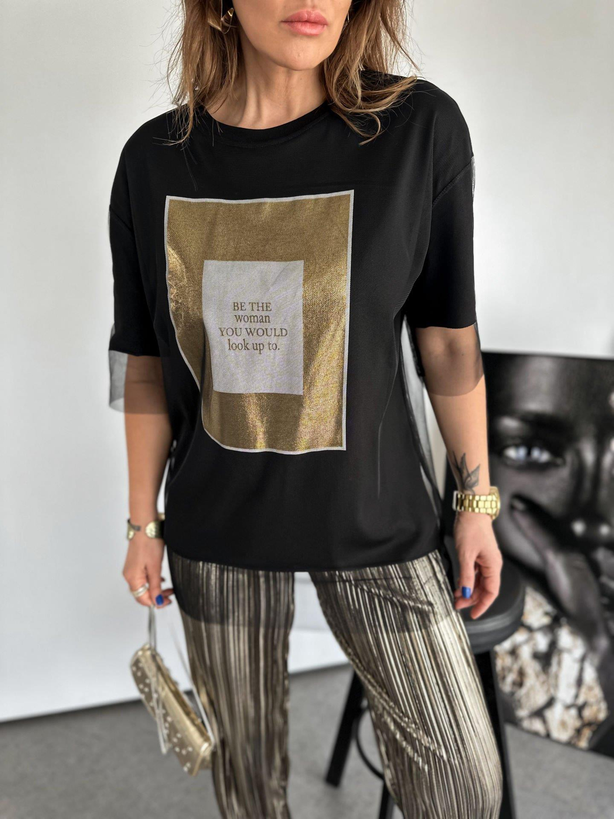 Siyah Gold Baskılı Tüllü Tshirt