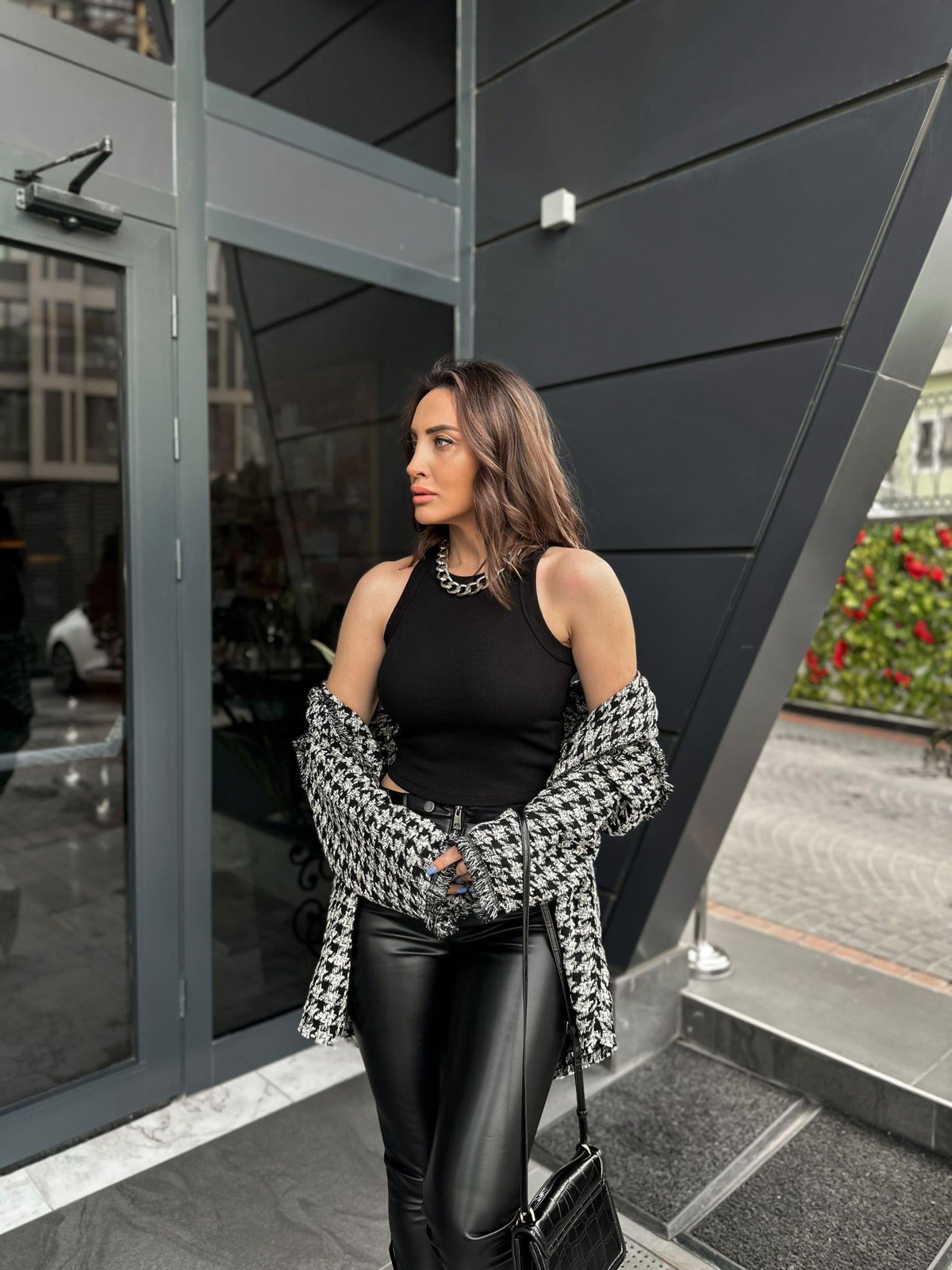 Siyah Halter Yaka Basic Crop
