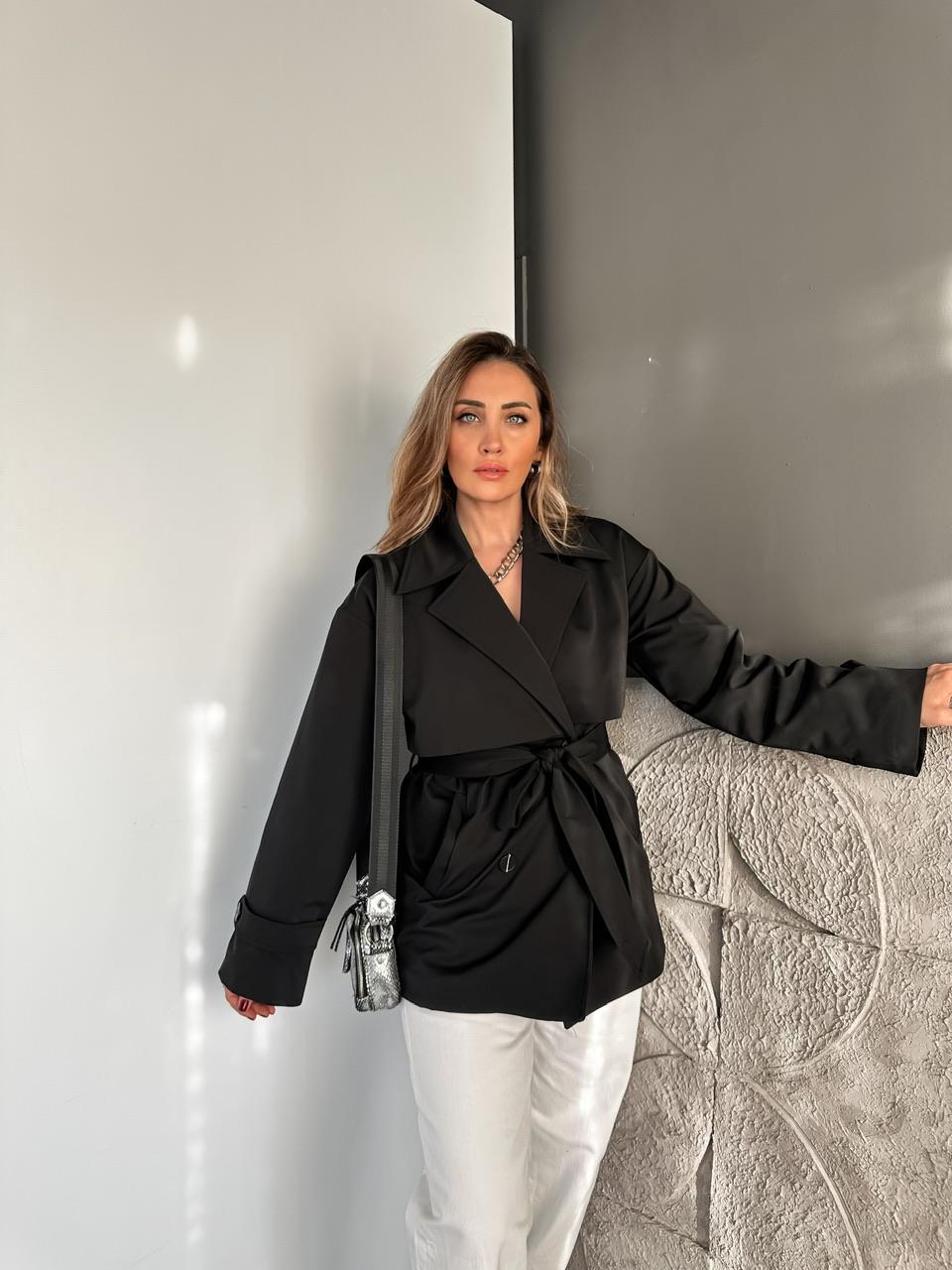 Siyah İçi Kürklü Su Geçirmez Trençkot