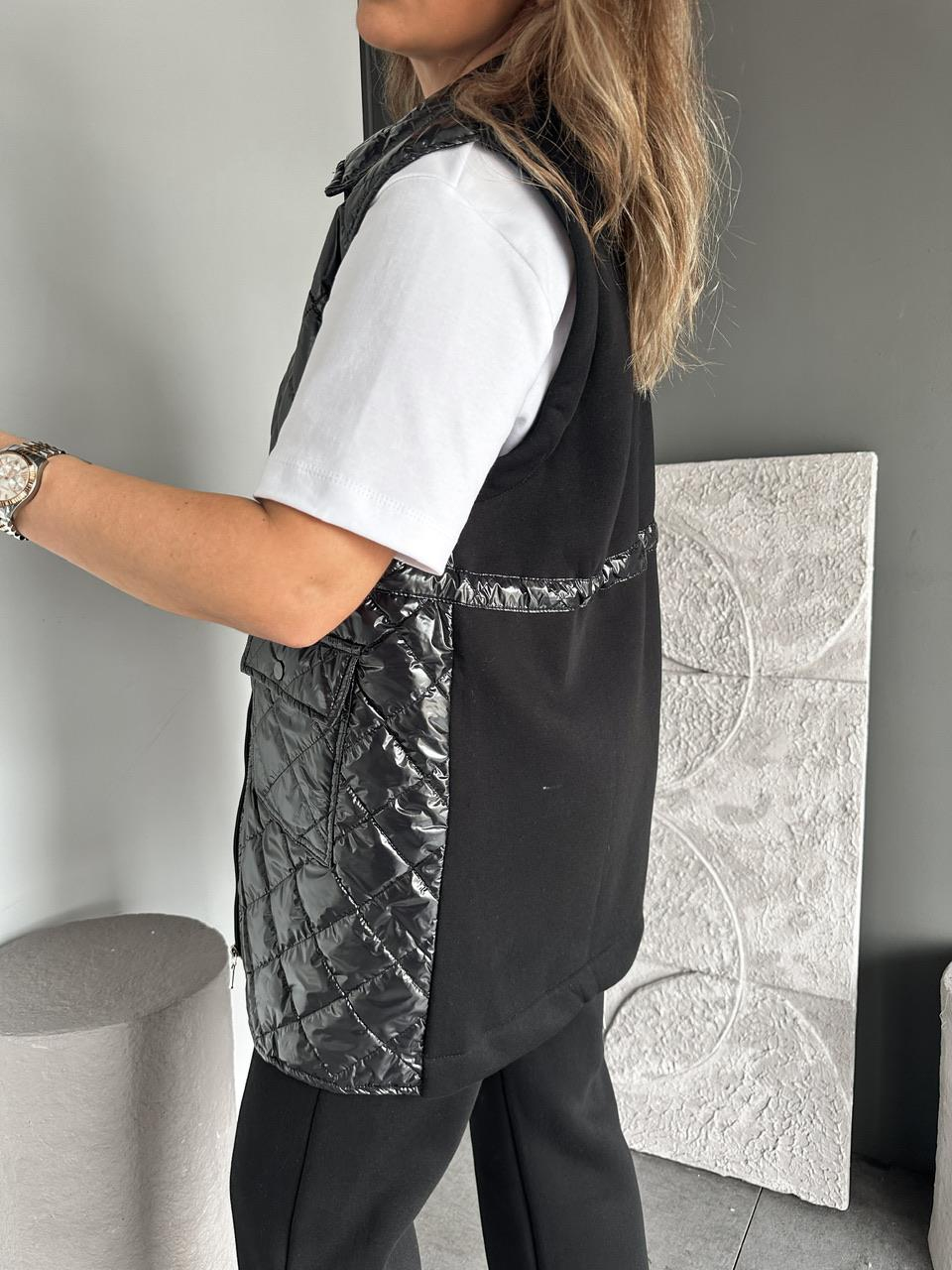Siyah Kapitone Yelekli Takım