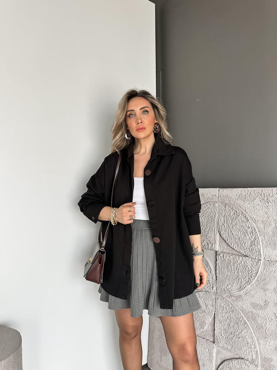 Siyah Kaplama Düğmeli Oversize Kot Ceket