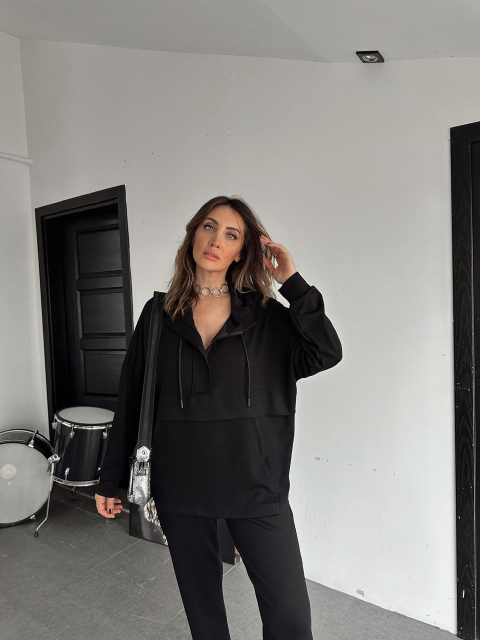 Siyah Kapşonlu Modal Spor Takım