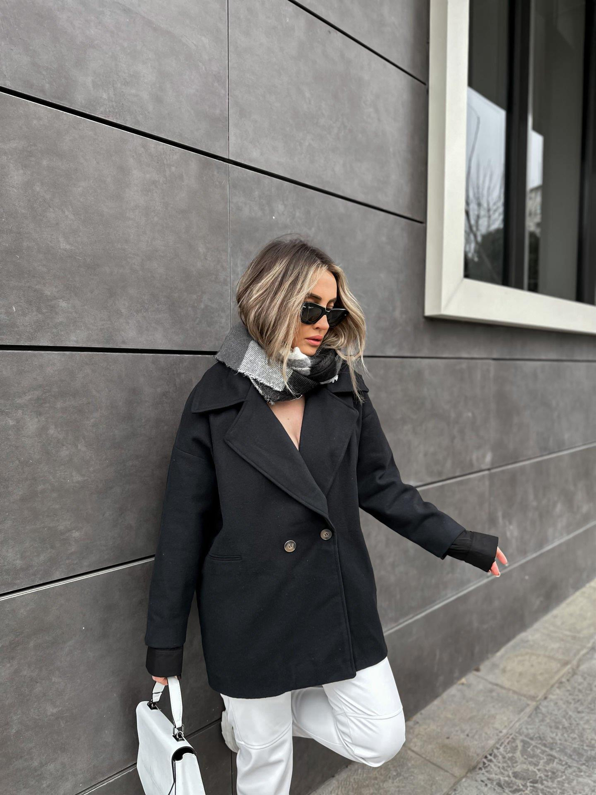 Siyah Kaşe Oversize Kaban
