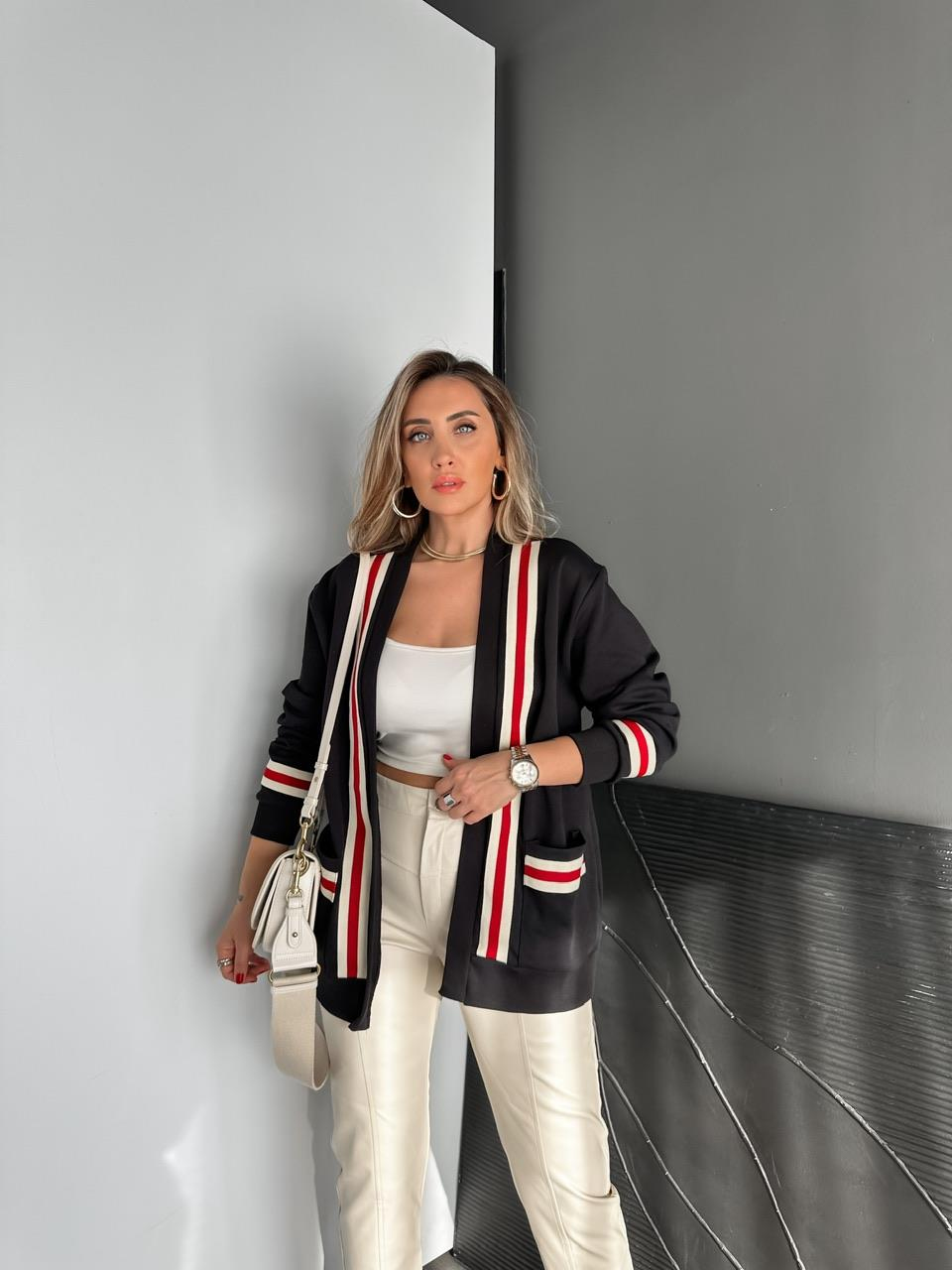 Siyah Kırmızı Şeritli Sweat Hırka