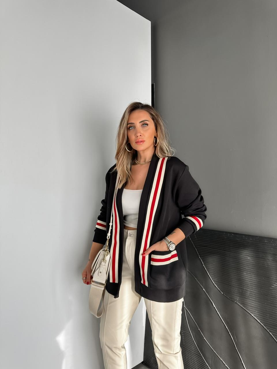 Siyah Kırmızı Şeritli Sweat Hırka