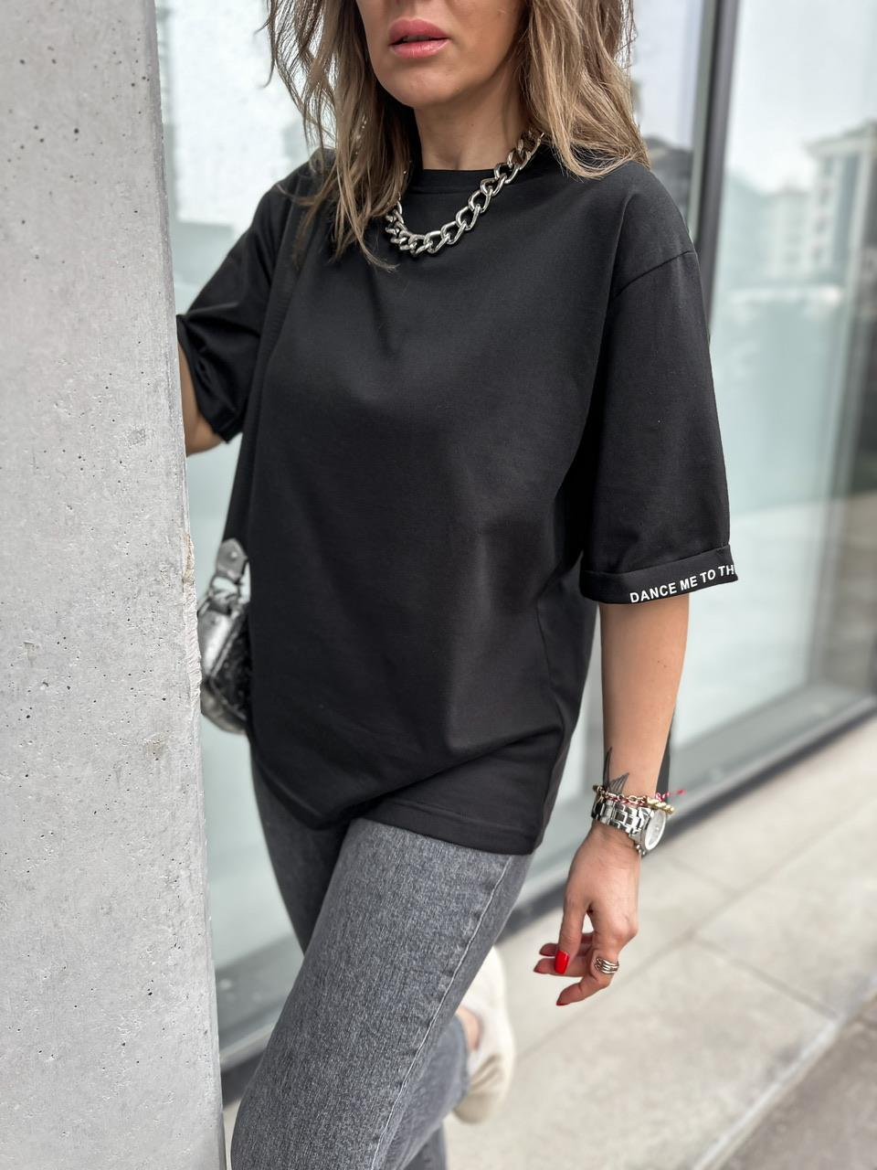 Siyah Kolu Yazılı Cotton Tshirt