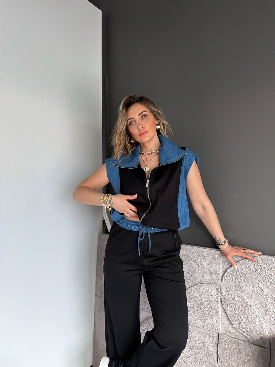 Siyah Kot Parçalı Yelekli Modal Takım