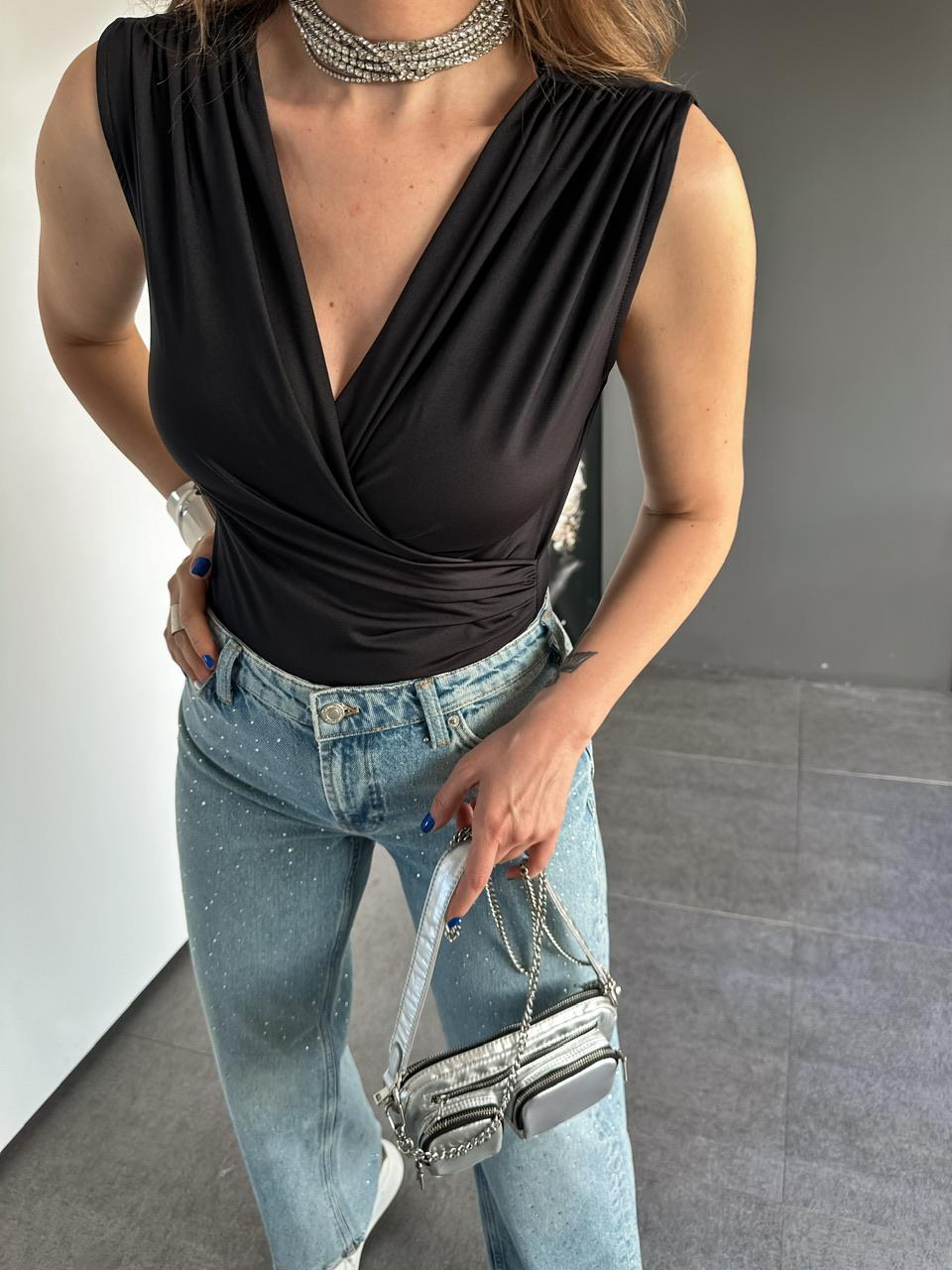 Siyah Kruvaze Likralı Bodysuit