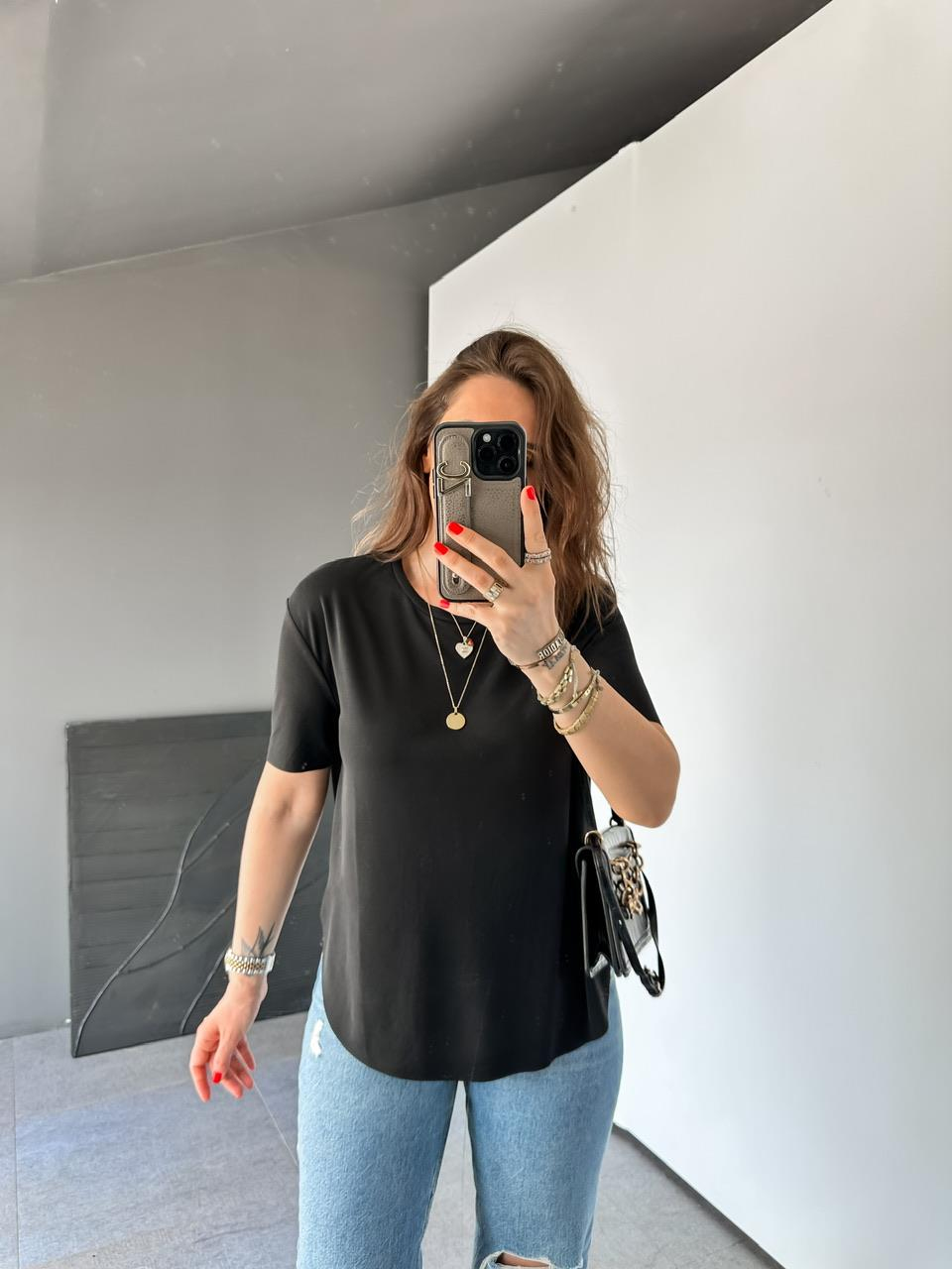 Siyah Lazer Kesim Modal Tshirt