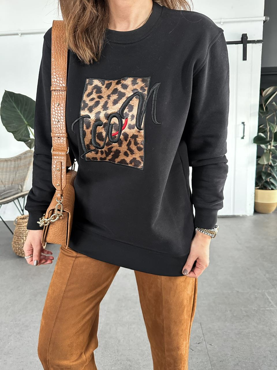 Siyah Leopar Parçalı Uzun Sweatshirt