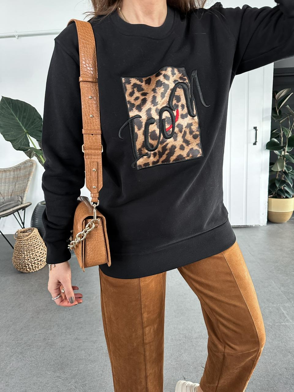 Siyah Leopar Parçalı Uzun Sweatshirt