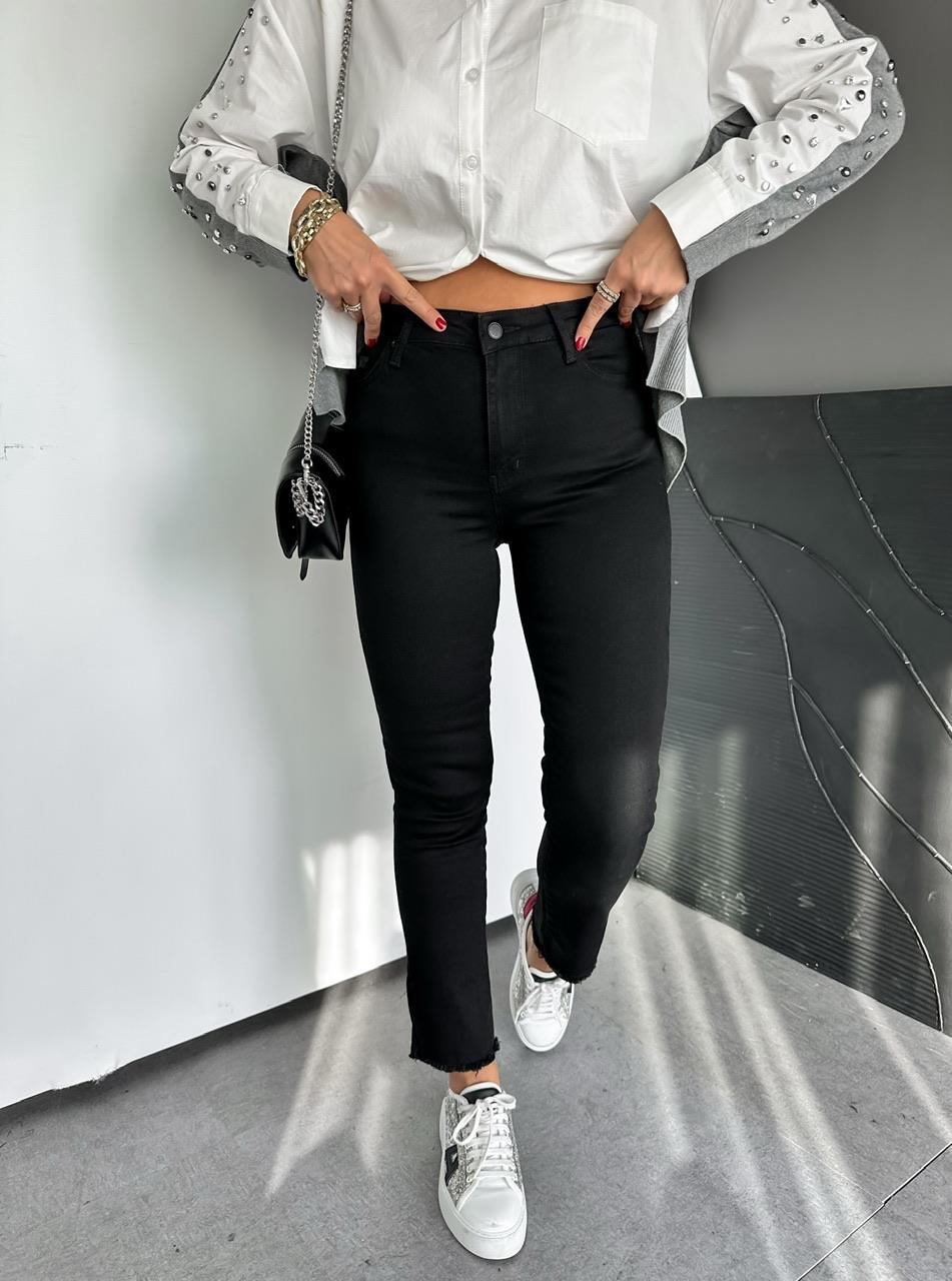 Siyah Likralı Slim Fit Premium Jean