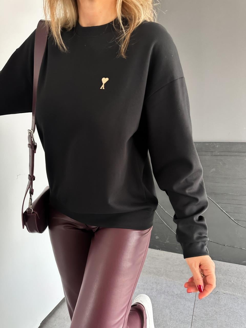 Siyah Logolu Marka Model Sweatshirt