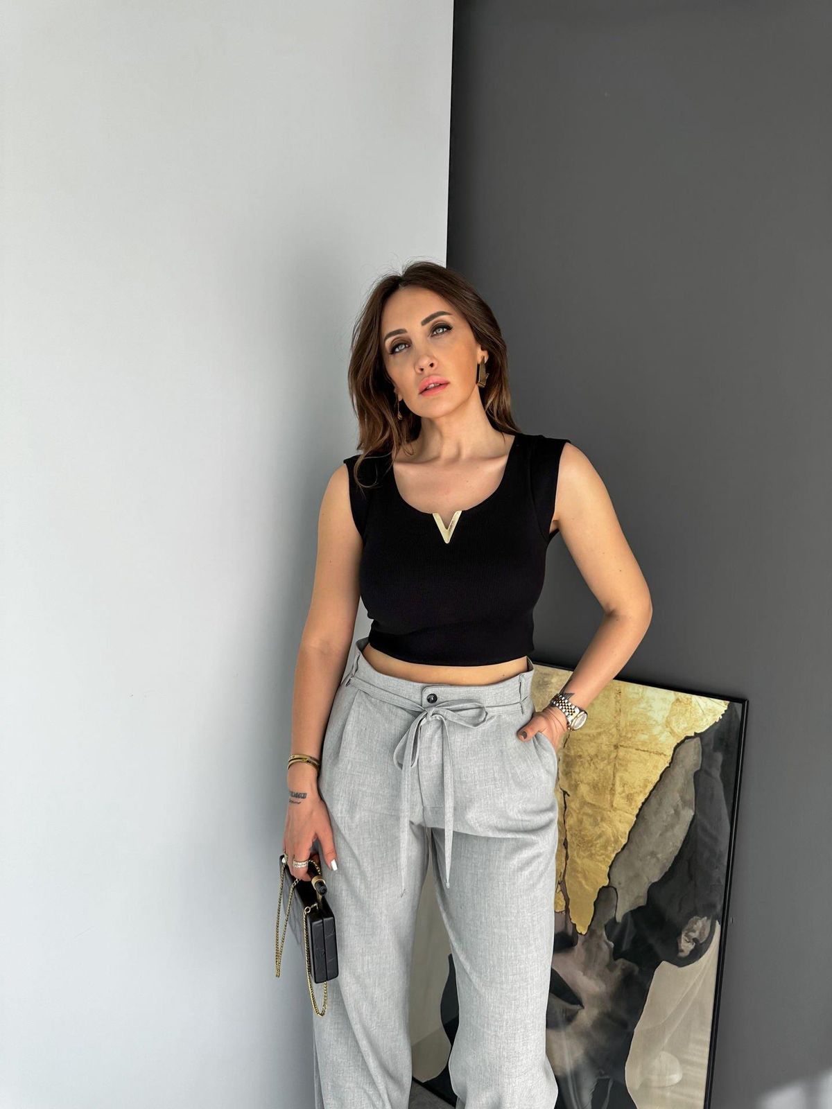 Siyah Metal V Parçalı Crop