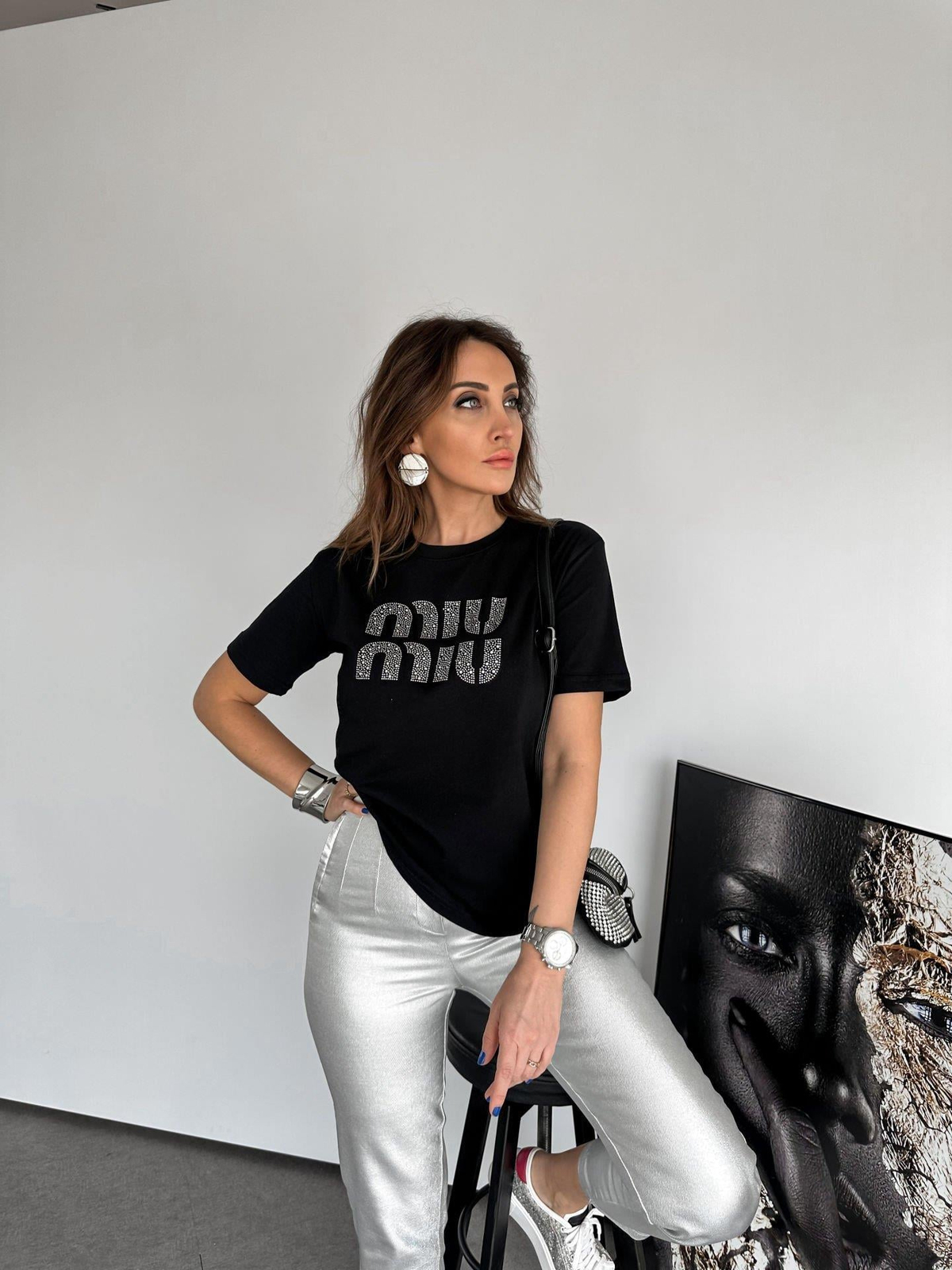 Siyah Miu Taş Baskılı Tshirt