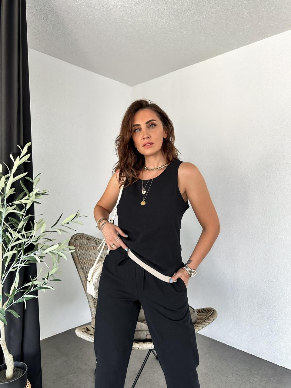 Siyah Naturel Bluz Pantolon Takım