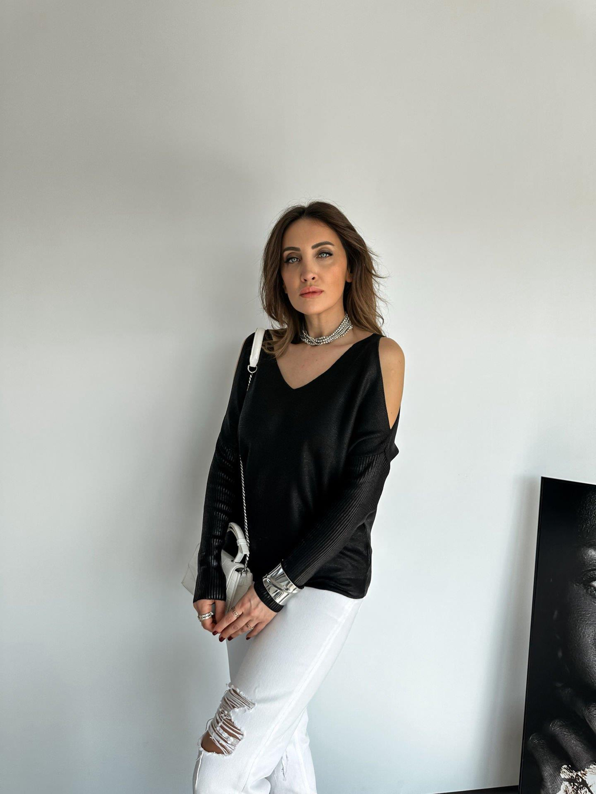 Siyah Omuz Dekolteli Metalik Bluz