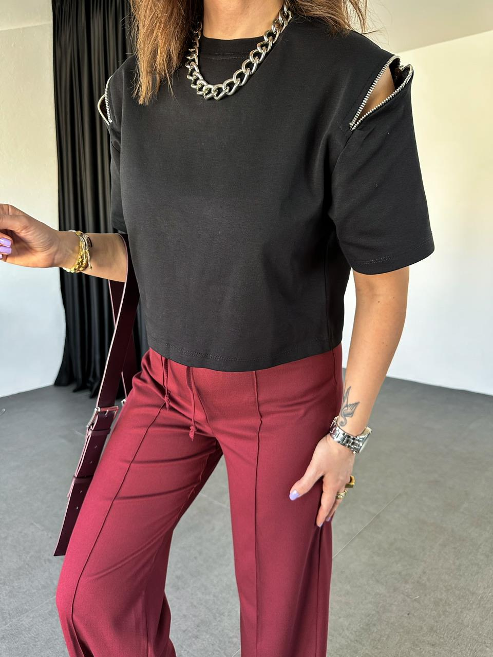 Siyah Omuzları Fermuarlı Cotton Tshirt